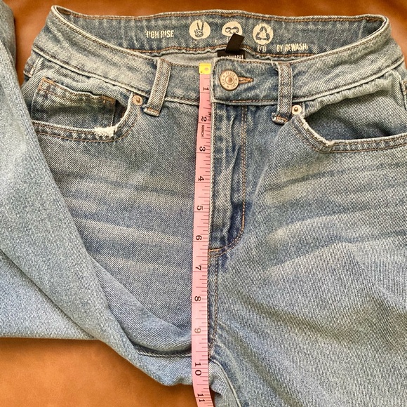 Rewash Jeans US 5 27in Waist Distressed  Ankle jeans Med Blue womans EUC - Picture 4 of 7